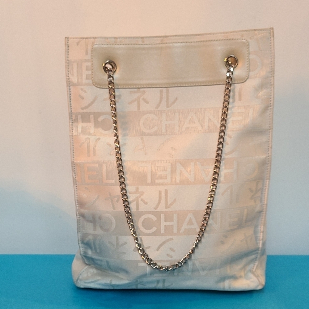 💥 CHANEL Ginza Canvas Bag - Picture 11 of 16